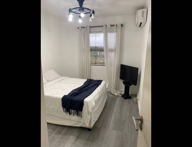 2 BEDROOM APARTMENT FOR SALE IN UMHLANGA RIDGE